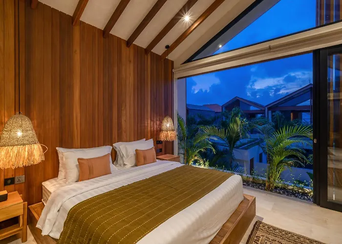 Naoki - 1br Architectural Gem Next To The In * Canggu