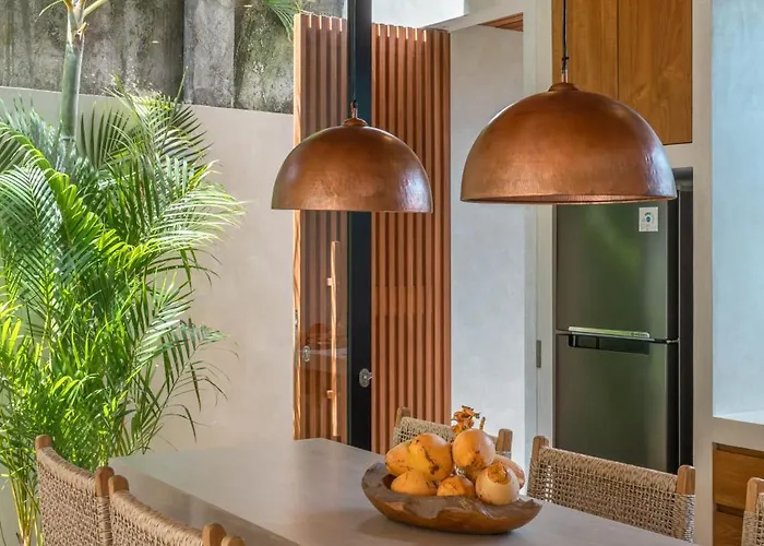 Naoki - 1br Architectural Gem Next To The In Canggu