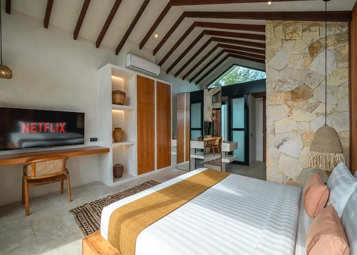 Naoki - 1br Architectural Gem Next To The In Villa Canggu